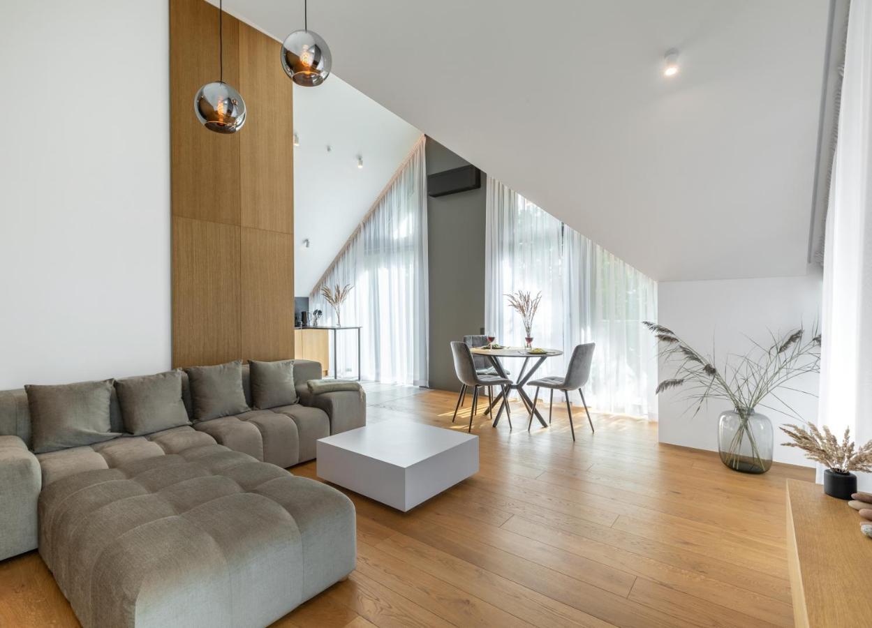 פלאנגה Holidayplus Multiple Apartments, By Cohost מראה חיצוני תמונה